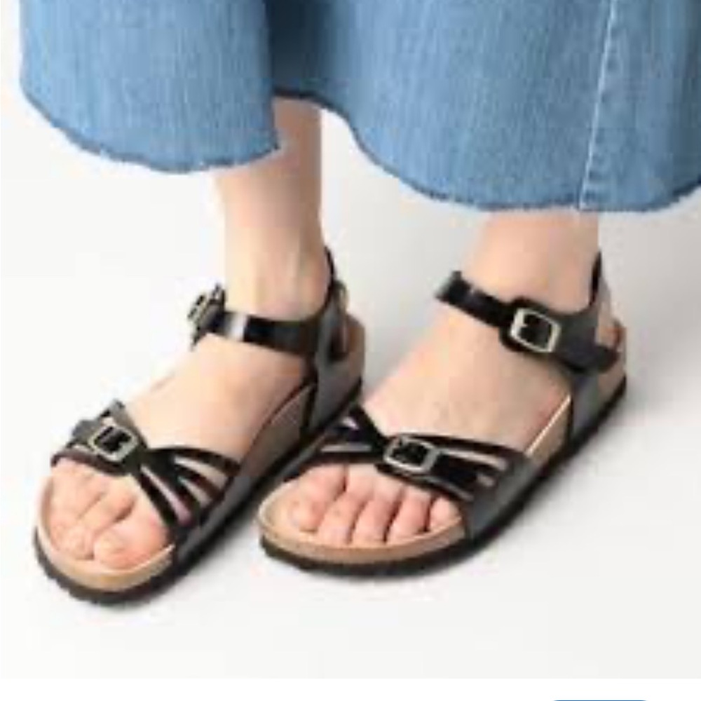 - Birkenstock Bali White Leather Ankle Strap Sandals Women’s Size 37